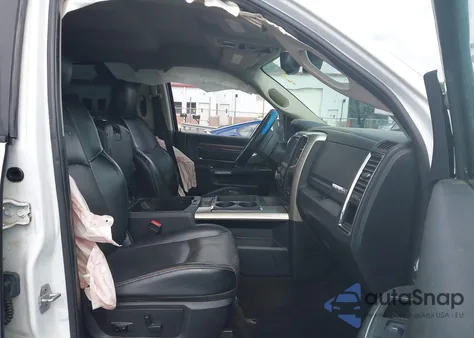 2014 Ram 1500 Laramie из США, поврежденный, VIN 1C6RR6VT4ES122818